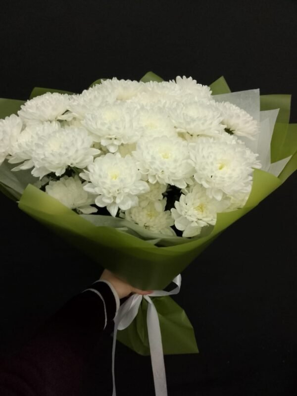 Buchet 9 crizanteme albe