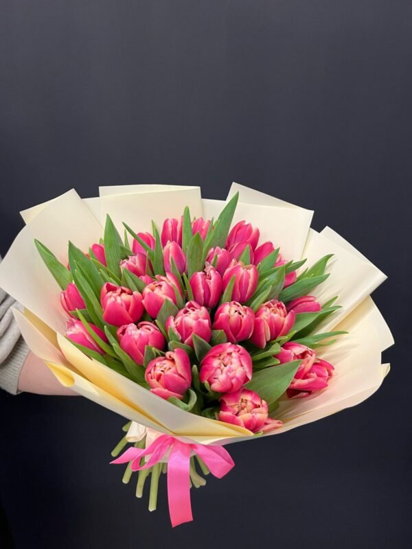 Buchet din 25 lalele
